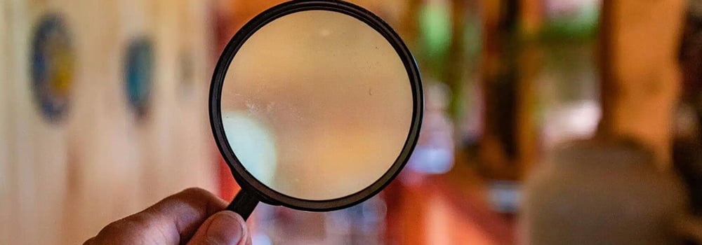 能不能用肉眼判斷室內(nèi)的灰塵情況呢？